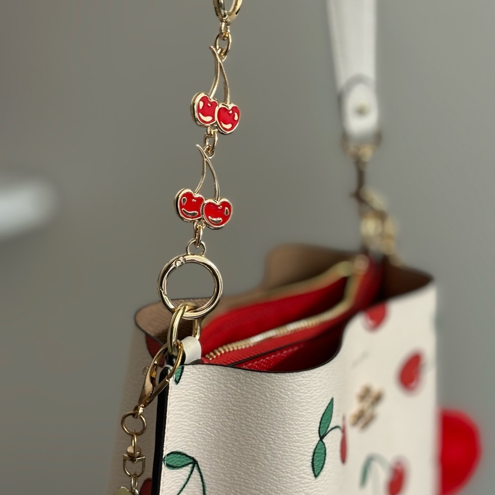 Cherry bag extender
